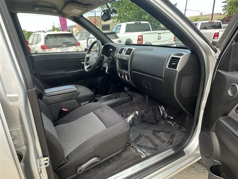 Used 2011 GMC Canyon SLT AWD/4WD image 9