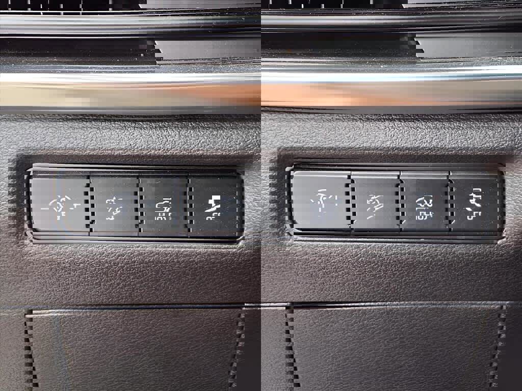 Used 2024 Kia Telluride SX image 12