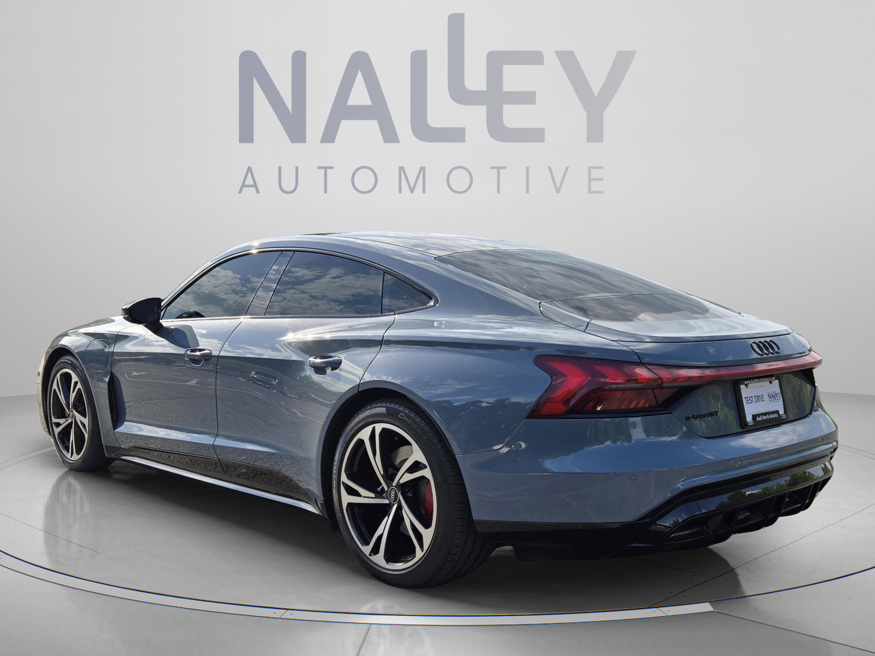 Used 2022 Audi e-tron GT Premium Plus AWD/4WD image 3