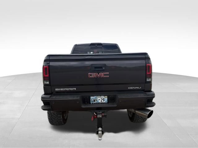 Used 2015 GMC Sierra 2500 Denali w/ Duramax Plus Package AWD/4WD image 4