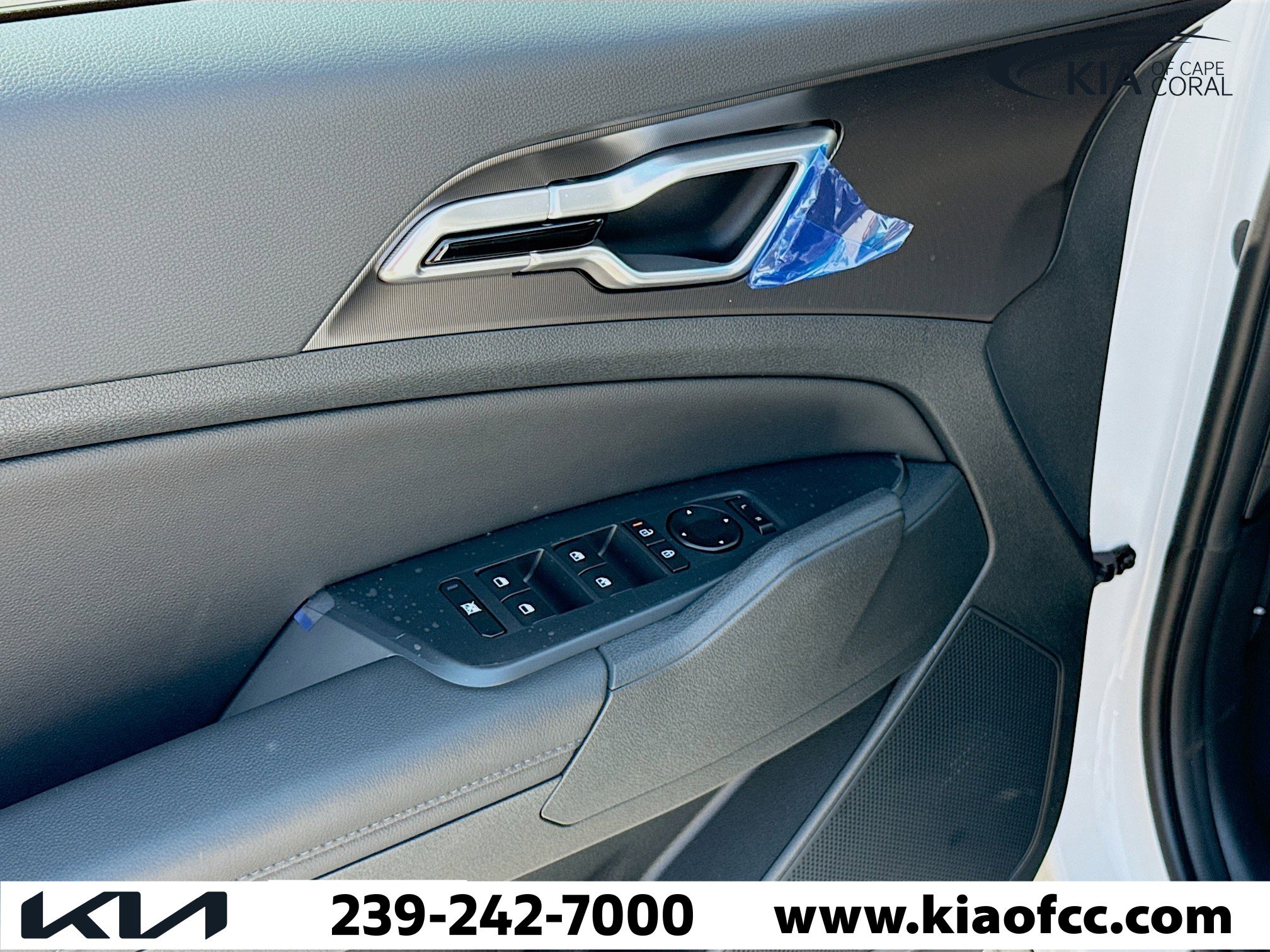 New 2026 Kia Sportage EX image 21