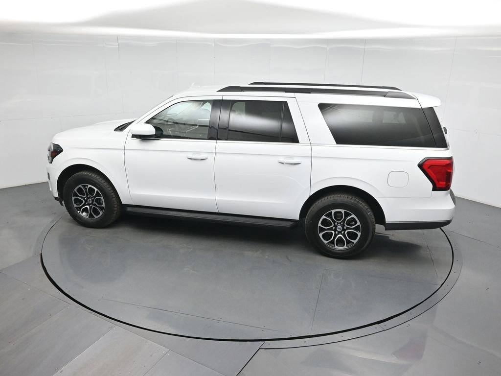 Used 2024 Ford Expedition Max XLT image 45