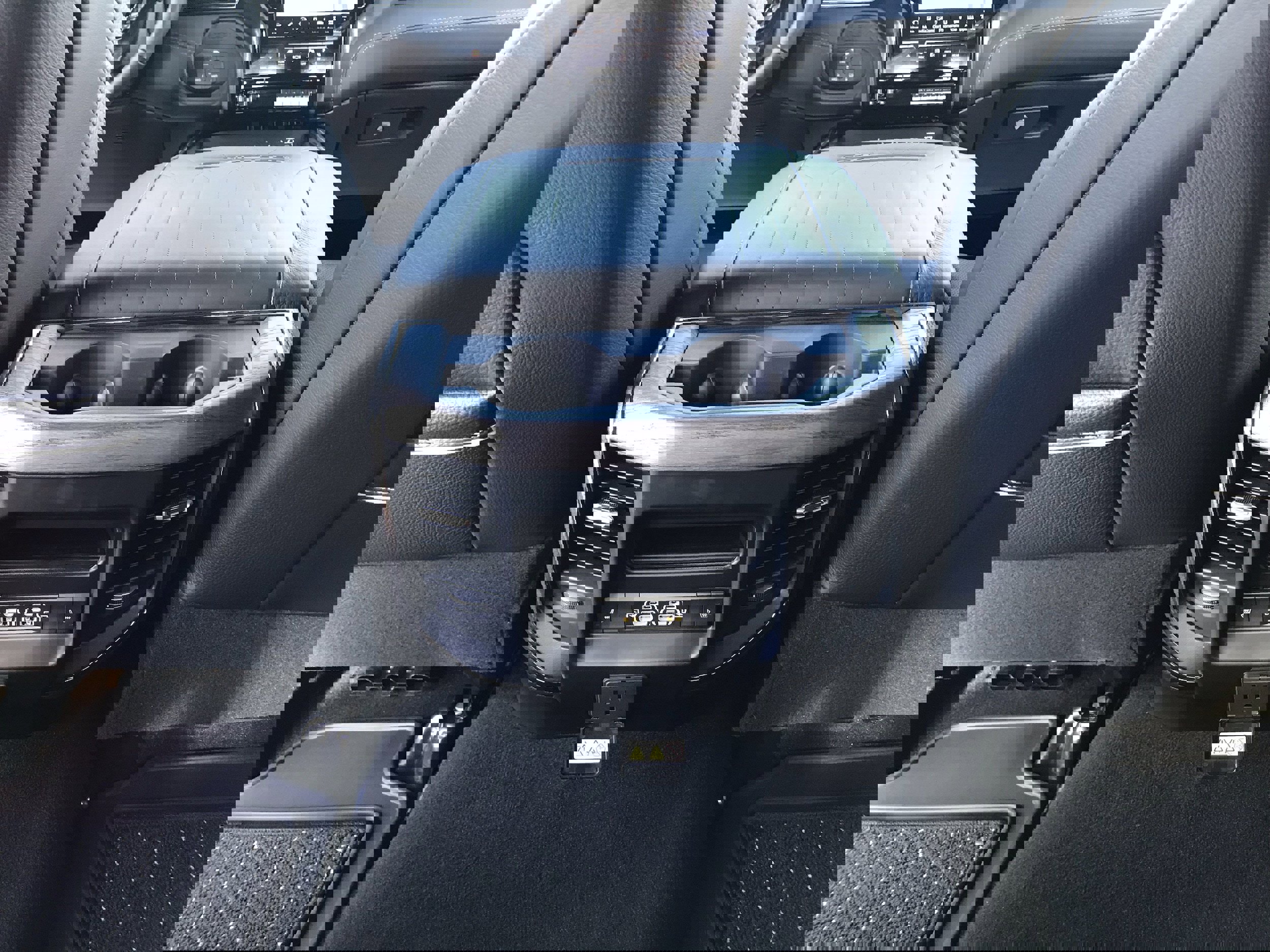 New 2026 RAM 3500 Limited image 26