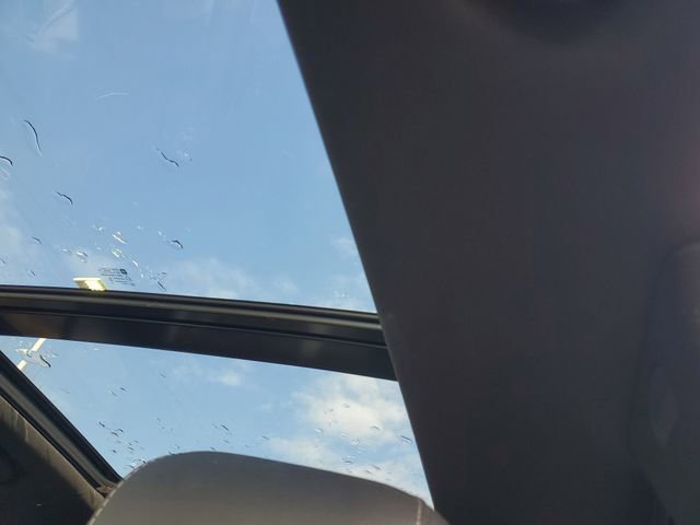 Certified 2023 Cadillac XT4 Premium Luxury image 26