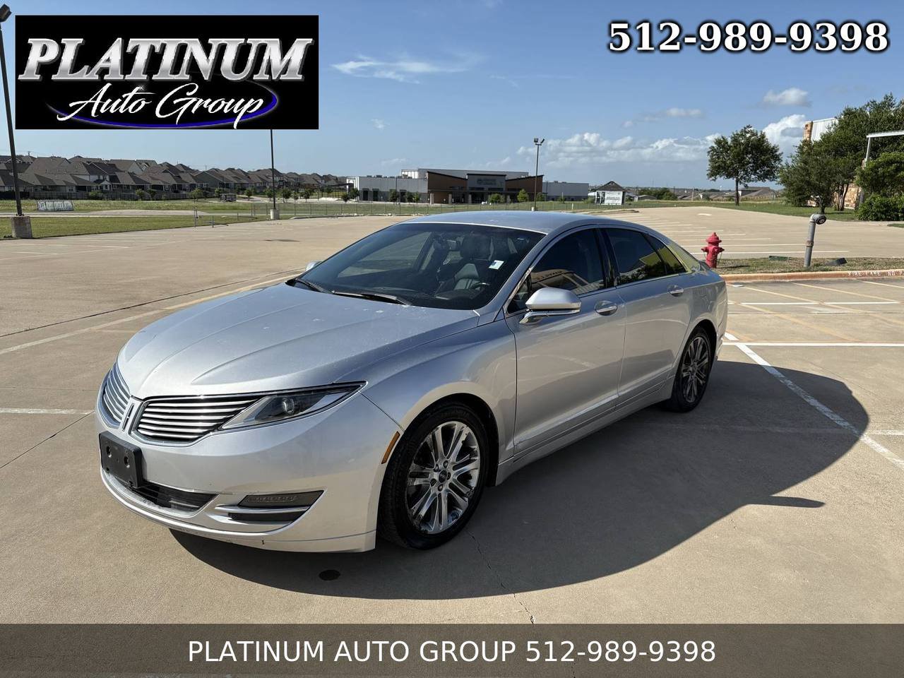 Used 2013 Lincoln MKZ FWD image 1