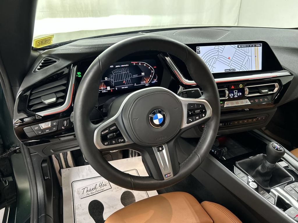 Used 2025 BMW Z4 M40i w/ Edition RWD image 4