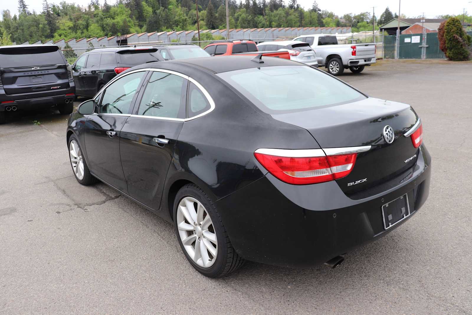Used 2012 Buick Verano Leather FWD image 7