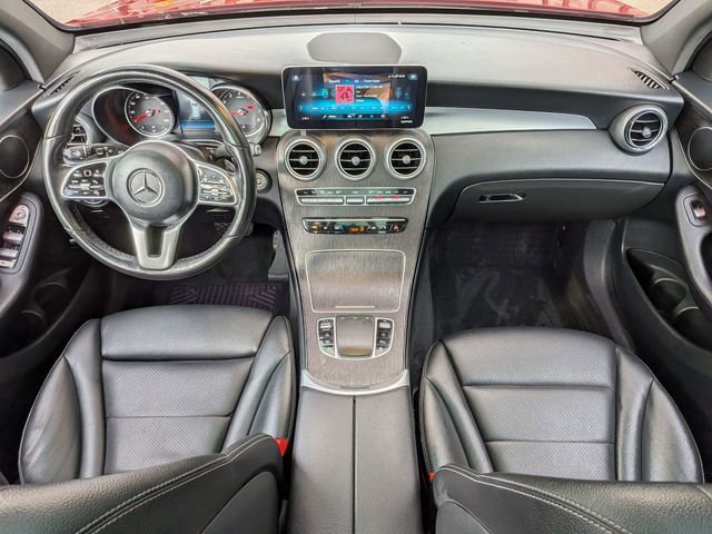 Used 2021 Mercedes-Benz GLC 300 4MATIC image 23