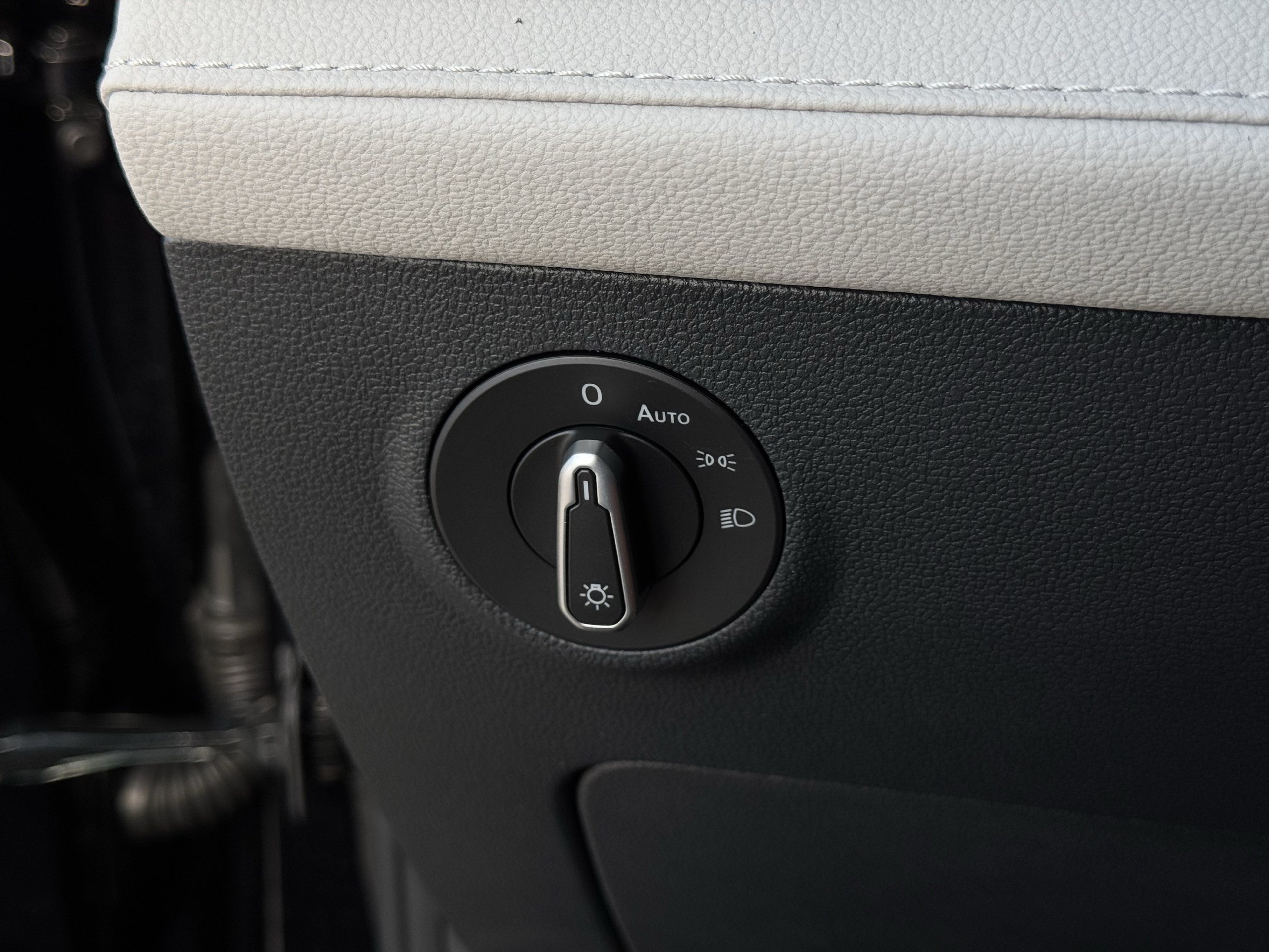 New 2027 Volkswagen Taos S FWD image 18