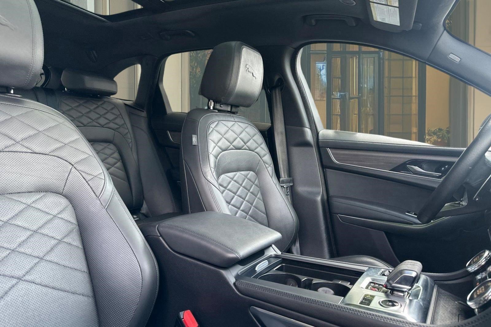 Used 2023 Jaguar F-PACE S image 33