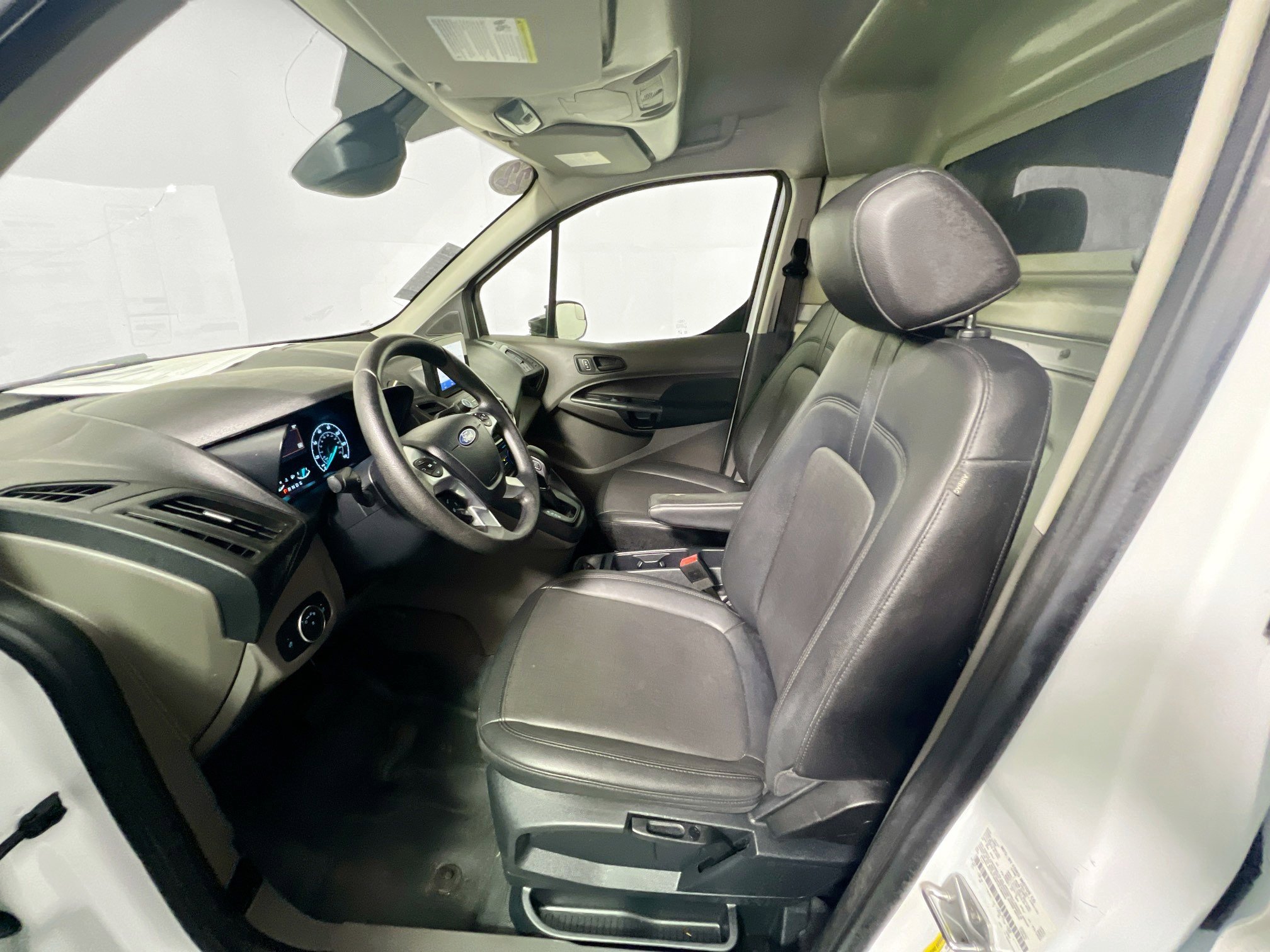 Used 2022 Ford Transit Connect XL w/ CNG/LPG Engine Prep Package FWD image 11