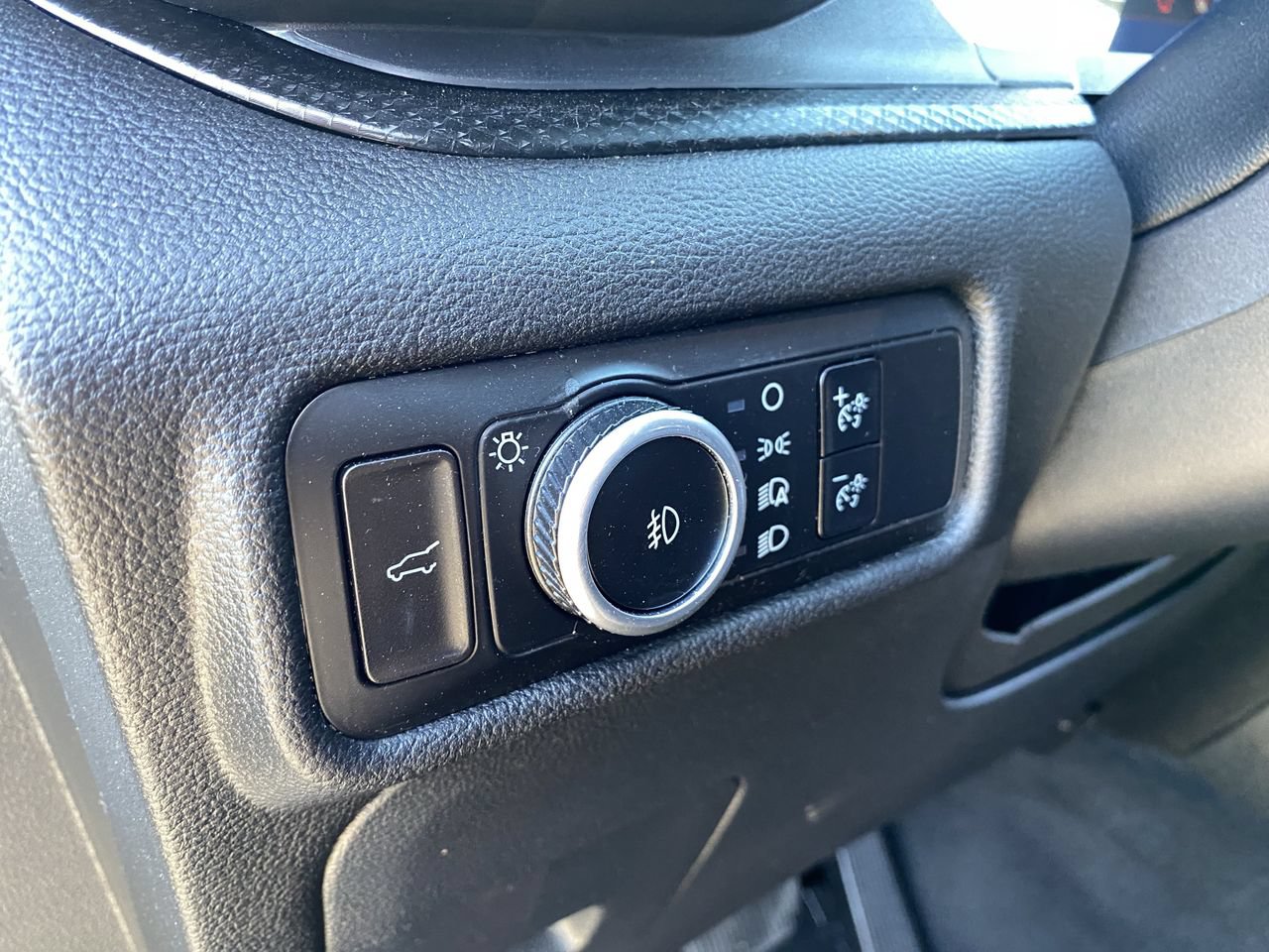 Used 2023 Ford Explorer ST w/ Equipment Group 401A AWD/4WD image 22