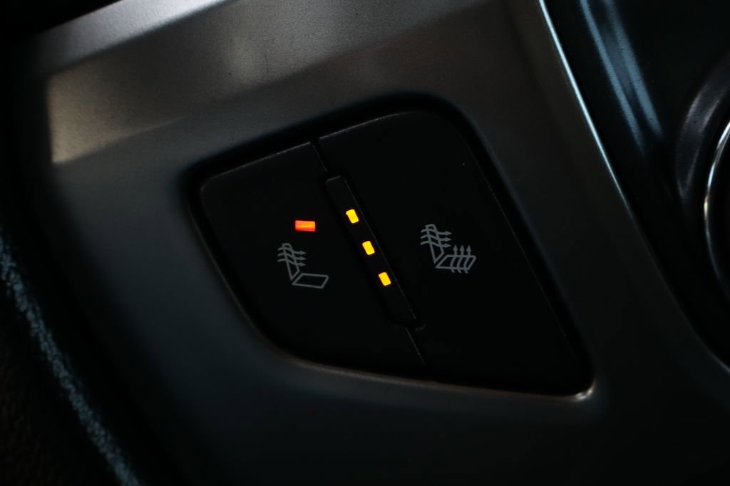 Used 2017 Chevrolet Silverado 1500 LT w/ All Star Edition AWD/4WD image 40