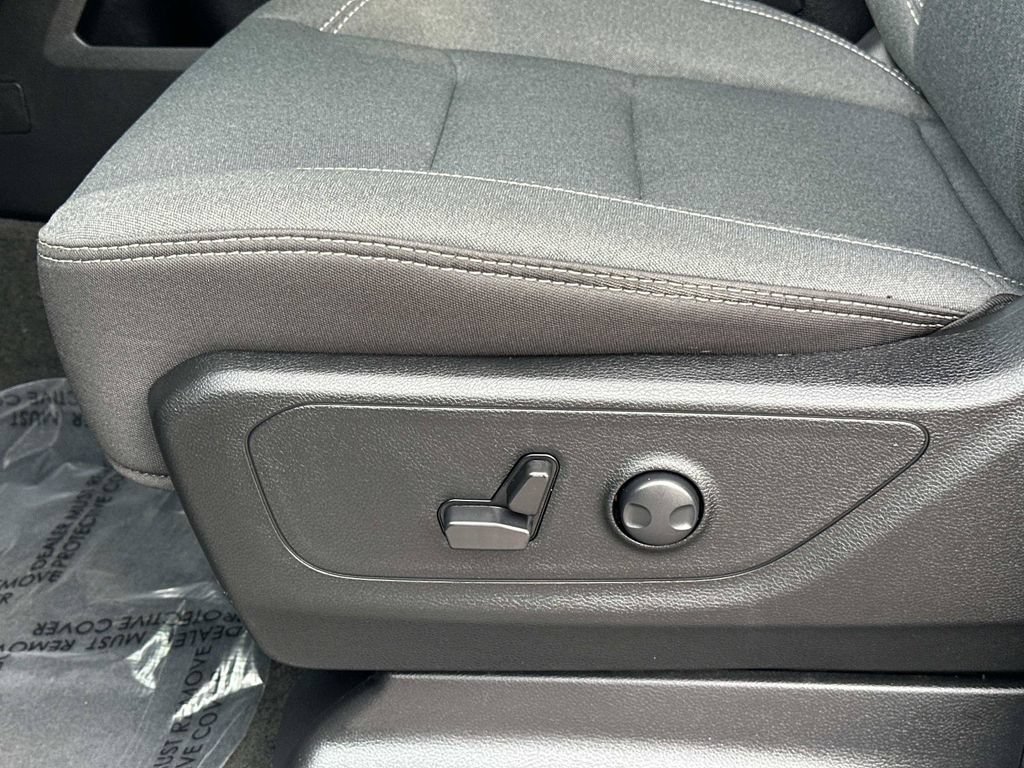 Used 2024 RAM 1500 Big Horn AWD/4WD image 25