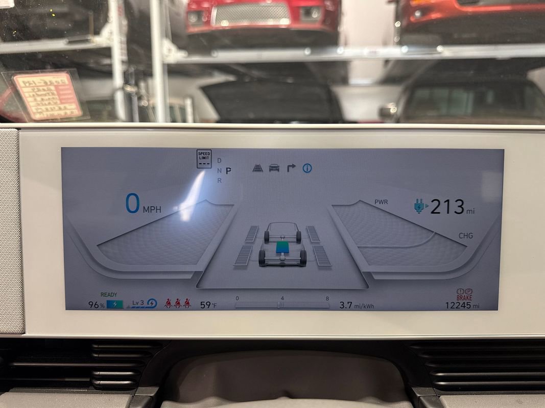 Used 2024 Hyundai Ioniq 5 SE image 93