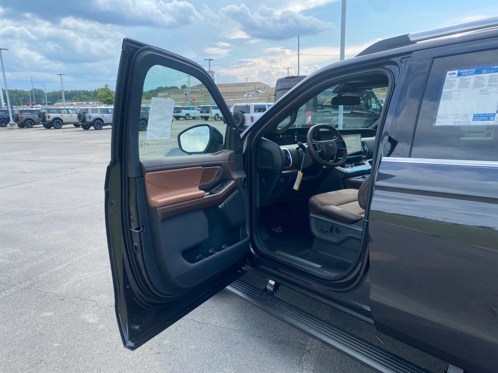 New 2027 Ford Expedition King Ranch AWD/4WD image 10