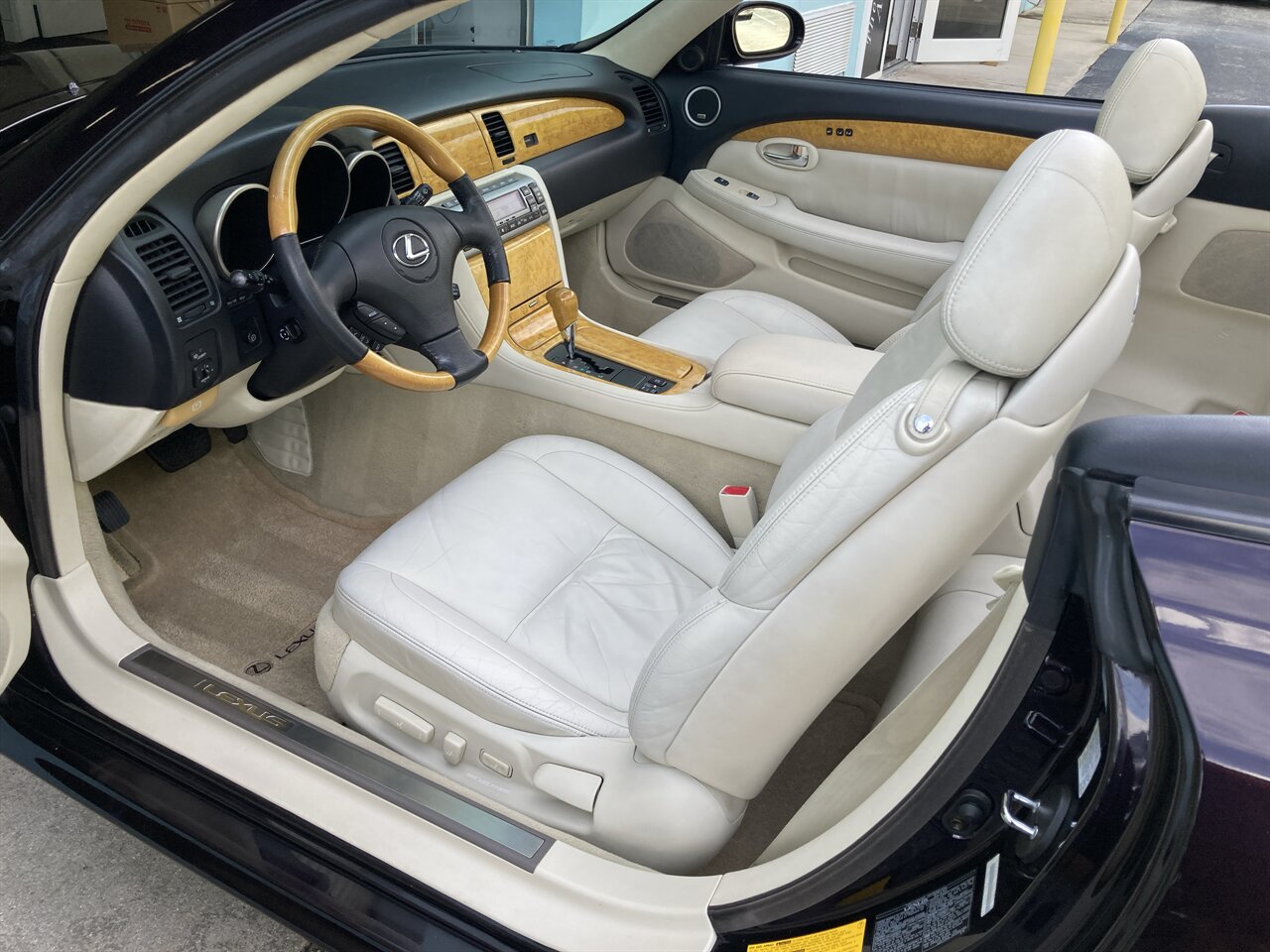 Used 2003 Lexus SC 430 Convertible RWD image 14