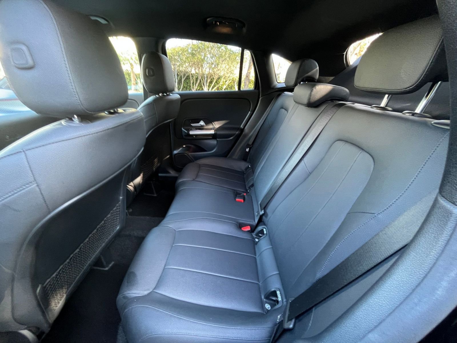 Used 2025 Mercedes-Benz GLA 250 4MATIC image 27