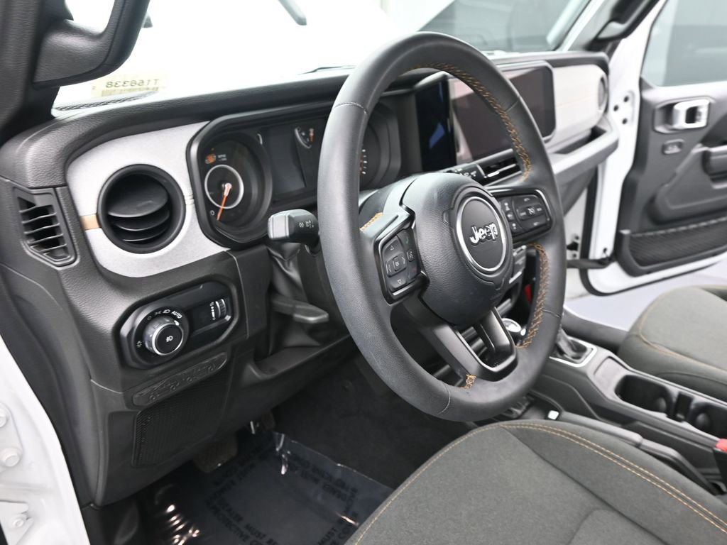 Used 2024 Jeep Wrangler Sport S image 12