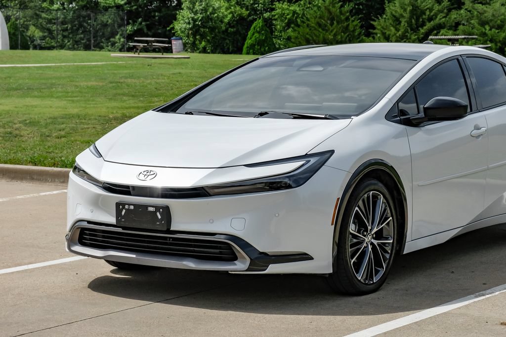 Used 2024 Toyota Prius Limited w/ Limited Premium Package FWD image 8