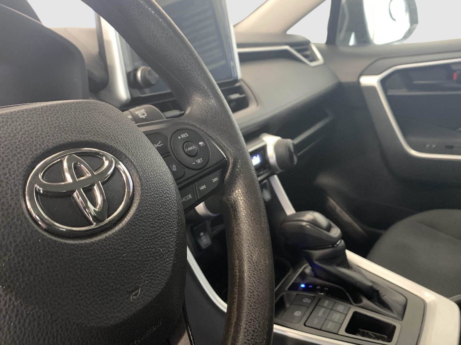 Used 2023 Toyota RAV4 LE image 45