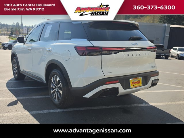 Used 2024 INFINITI QX60 Pure AWD/4WD image 3