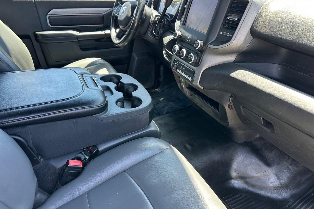 Used 2022 RAM 4500 Tradesman RWD image 13