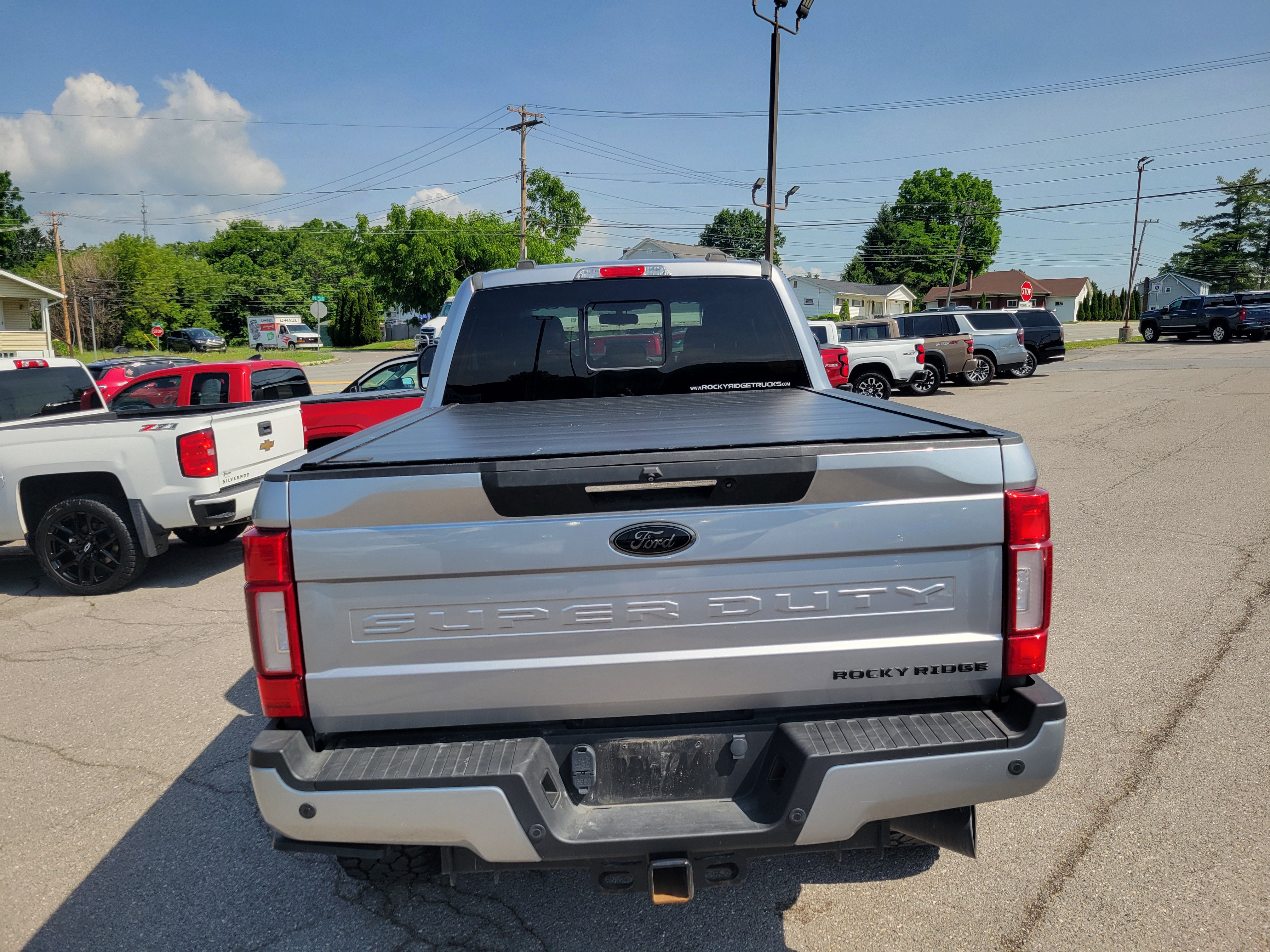 Used 2022 Ford F250 Lariat w/ Black Appearance Package AWD/4WD image 3