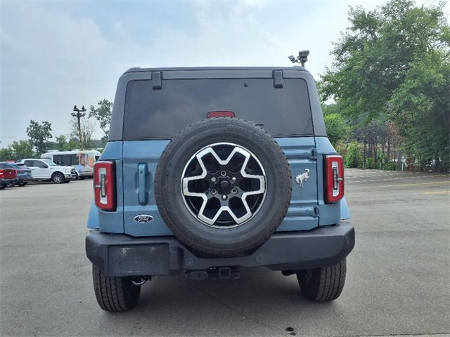 Used 2022 Ford Bronco Outer Banks image 6