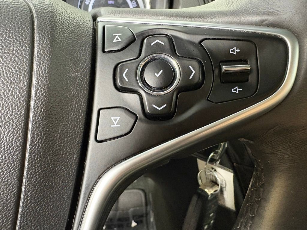 Used 2017 Buick Regal Sport Touring image 24