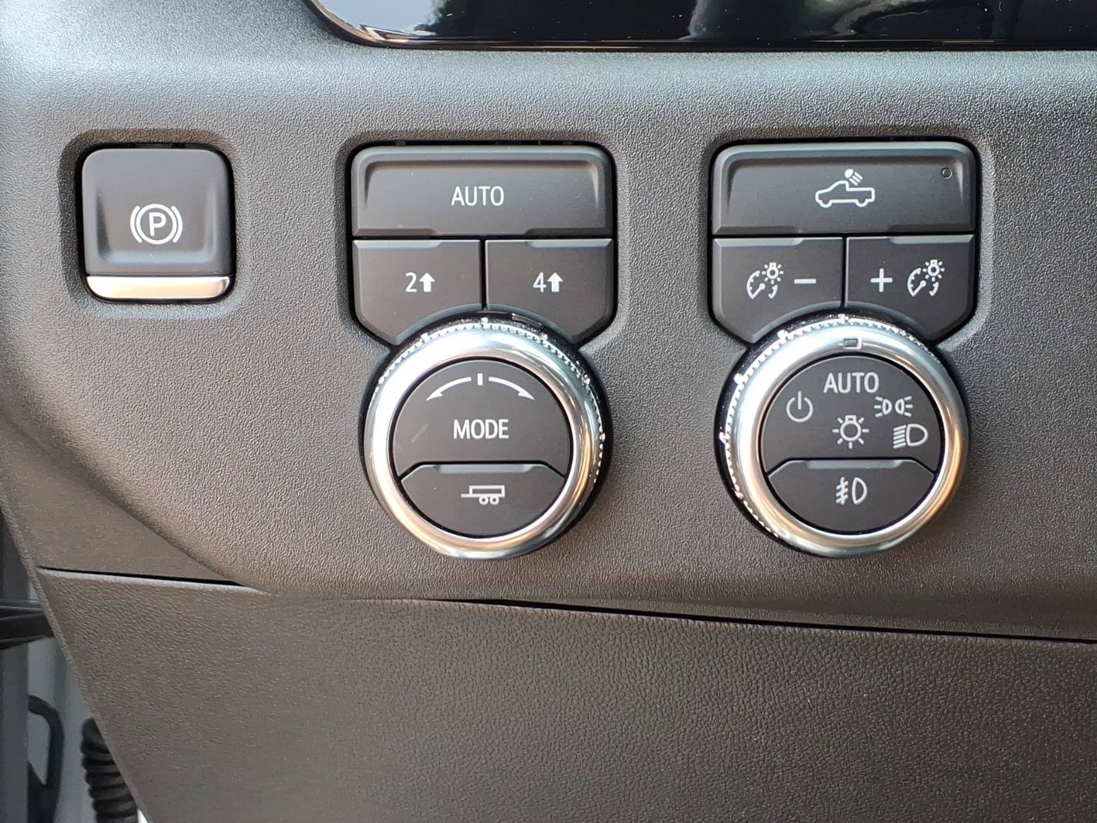 Certified 2025 GMC Sierra 1500 Elevation AWD/4WD image 23