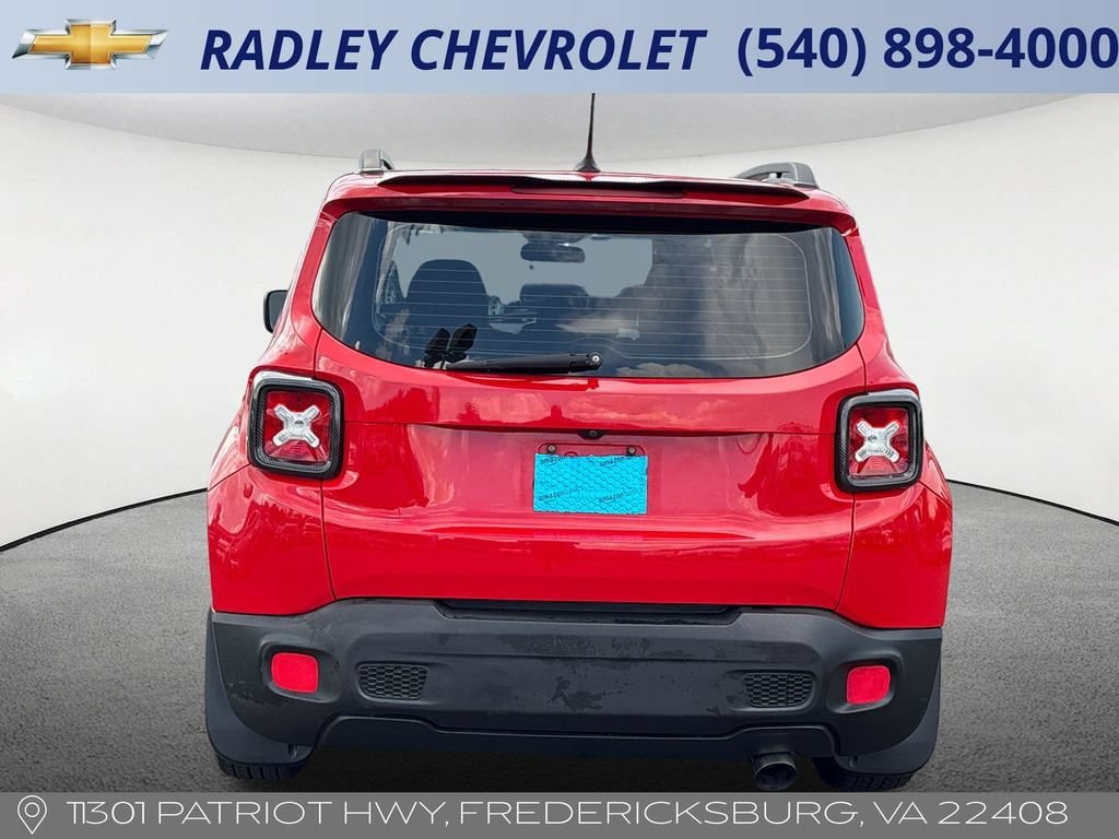 Used 2015 Jeep Renegade Sport w/ Power & Air Group FWD image 17