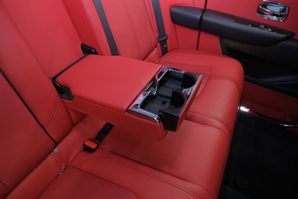 Used 2019 Rolls-Royce Cullinan AWD/4WD image 23