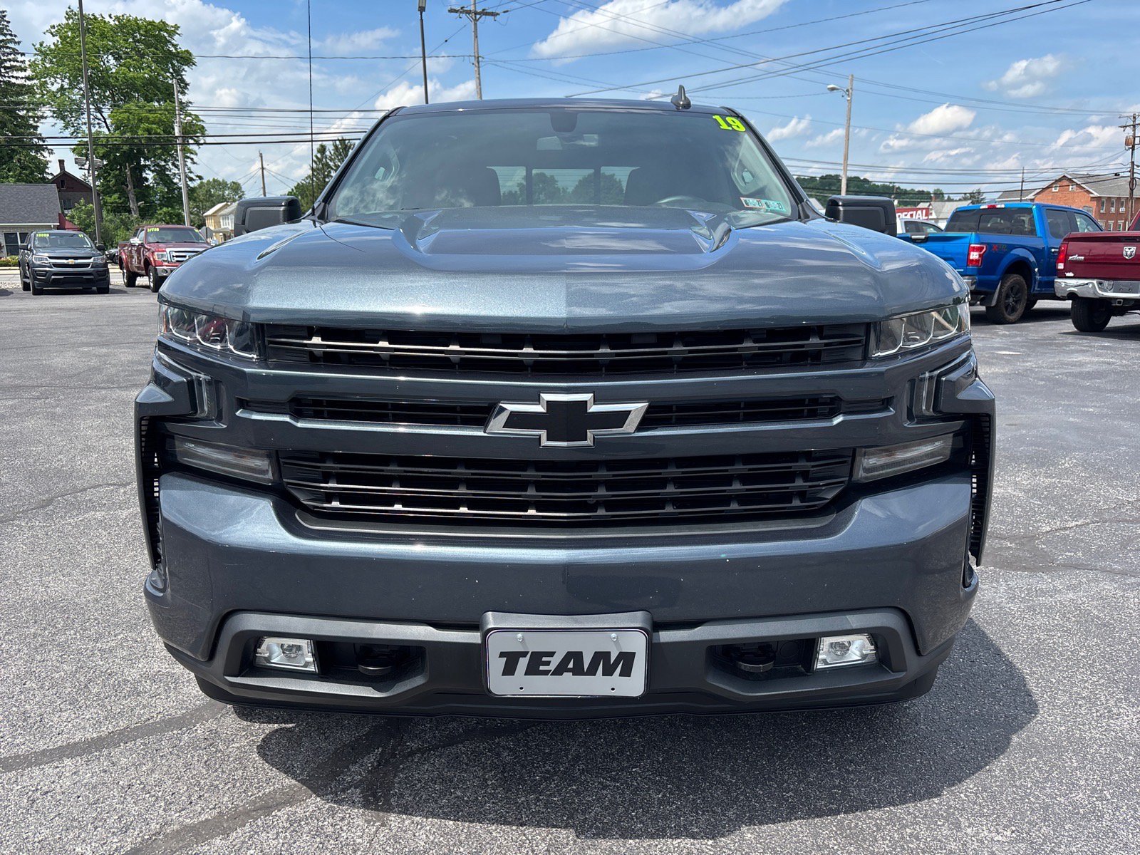 Used 2019 Chevrolet Silverado 1500 RST w/ All-Star Edition AWD/4WD image 2
