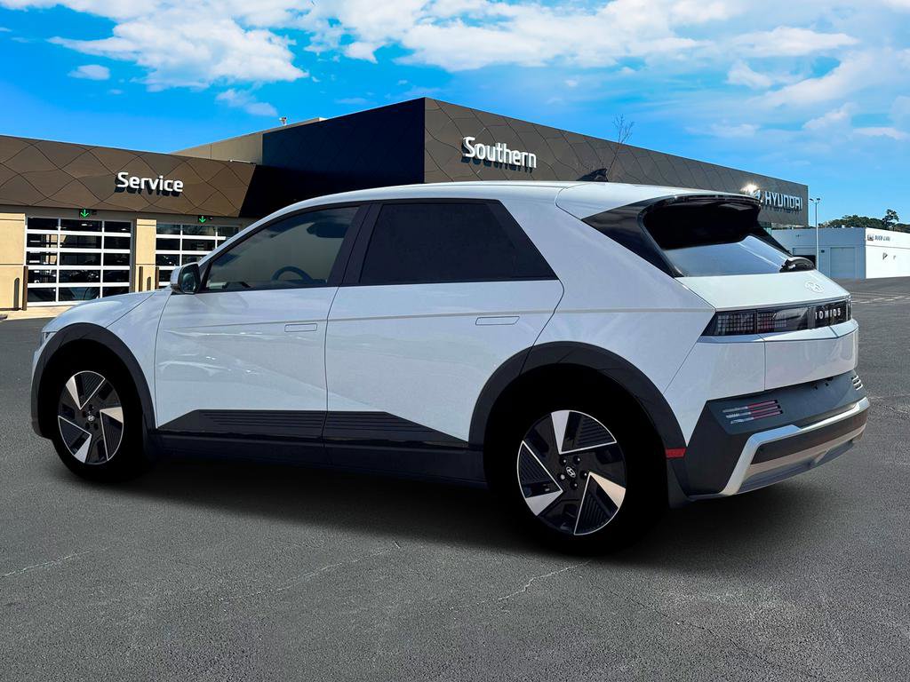 New 2026 Hyundai Ioniq 5 SEL image 4