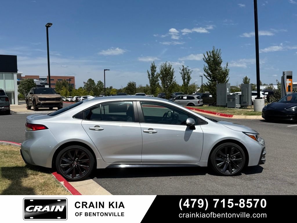 Used 2025 Toyota Corolla SE FWD image 8