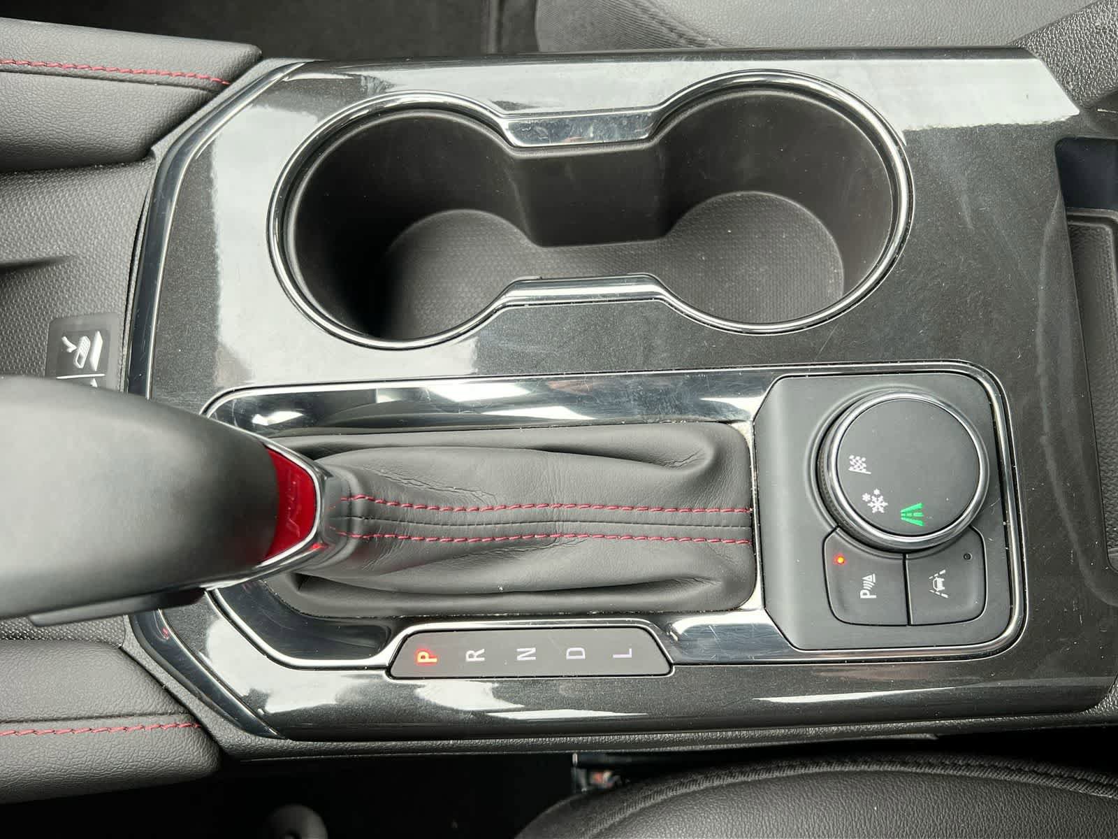 Used 2025 Chevrolet Blazer RS image 32
