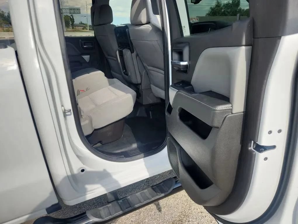 Used 2016 Chevrolet Silverado 2500 LT w/ LT Fleet Convenience Package AWD/4WD image 18