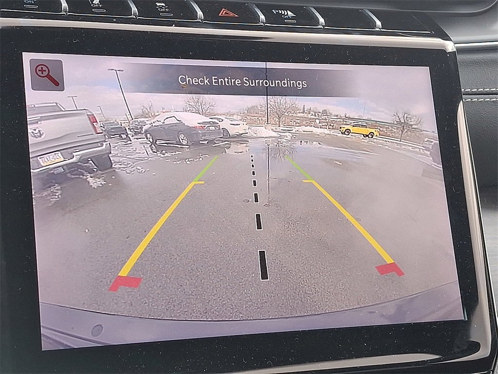 Used 2024 Jeep Grand Cherokee Overland image 18