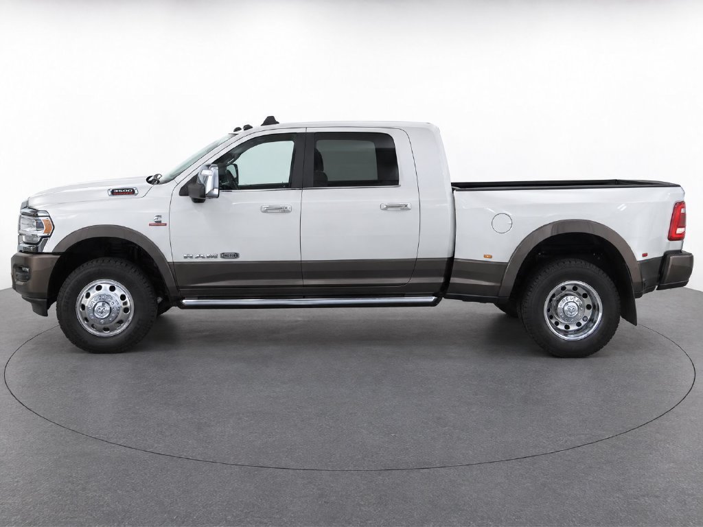 Used 2021 RAM 3500 Limited AWD/4WD image 7
