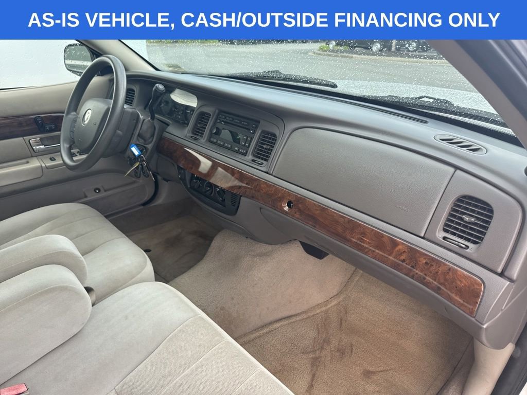 Used 2008 Mercury Grand Marquis GS image 28