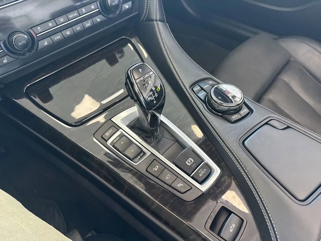Used 2015 BMW 650i xDrive 650i xDrive Convertible 2D image 13