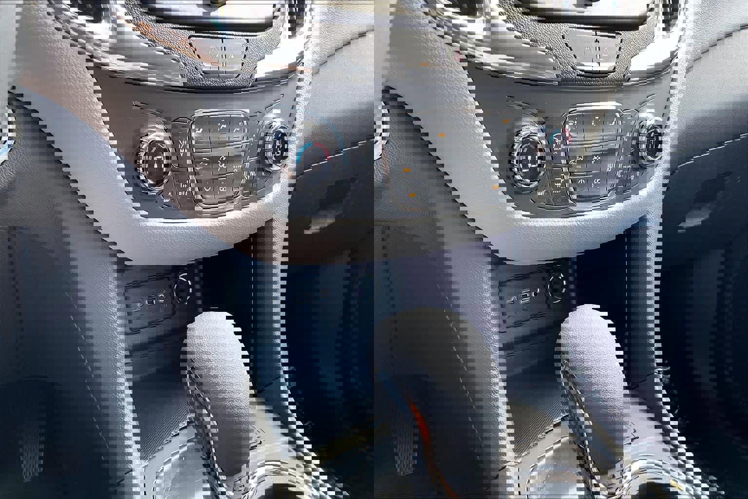 Certified 2023 Chevrolet Equinox LT image 31