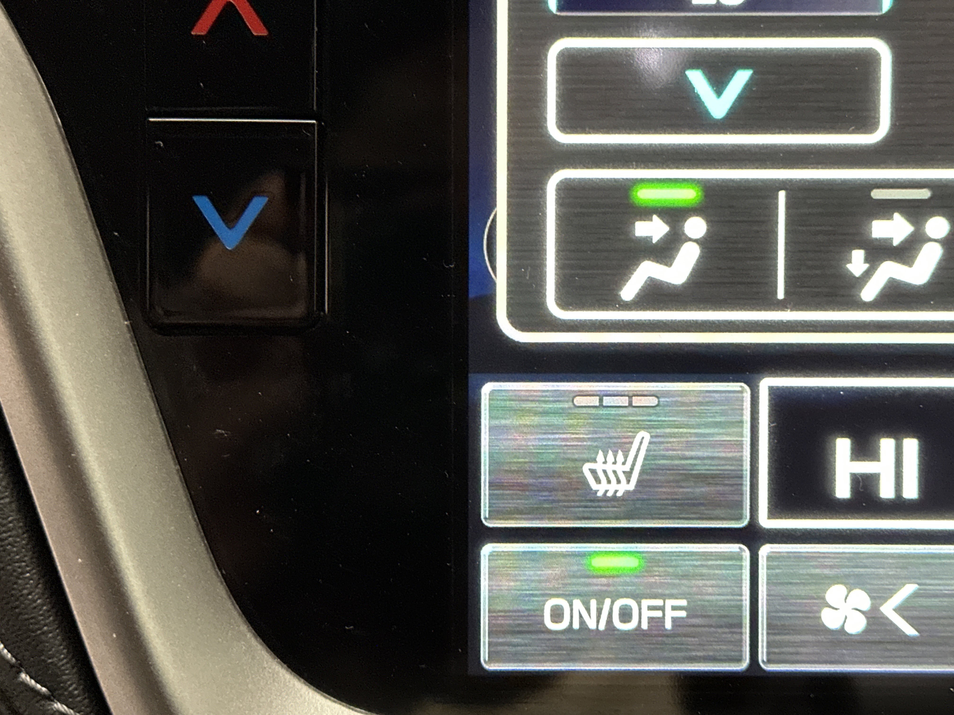 Certified 2025 Subaru Outback Premium image 31