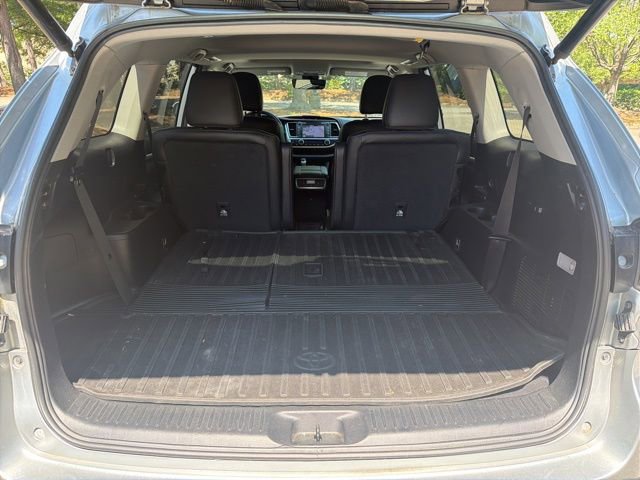 Used 2019 Toyota Highlander Limited AWD/4WD image 23