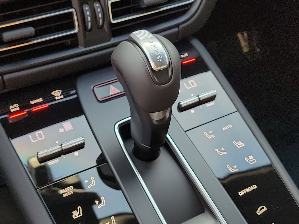 New 2026 Porsche Macan S AWD/4WD image 34
