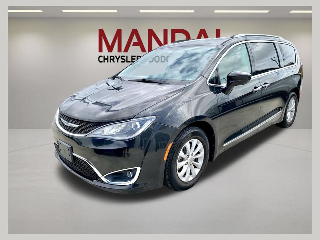 Used 2018 Chrysler Pacifica Touring-L Plus