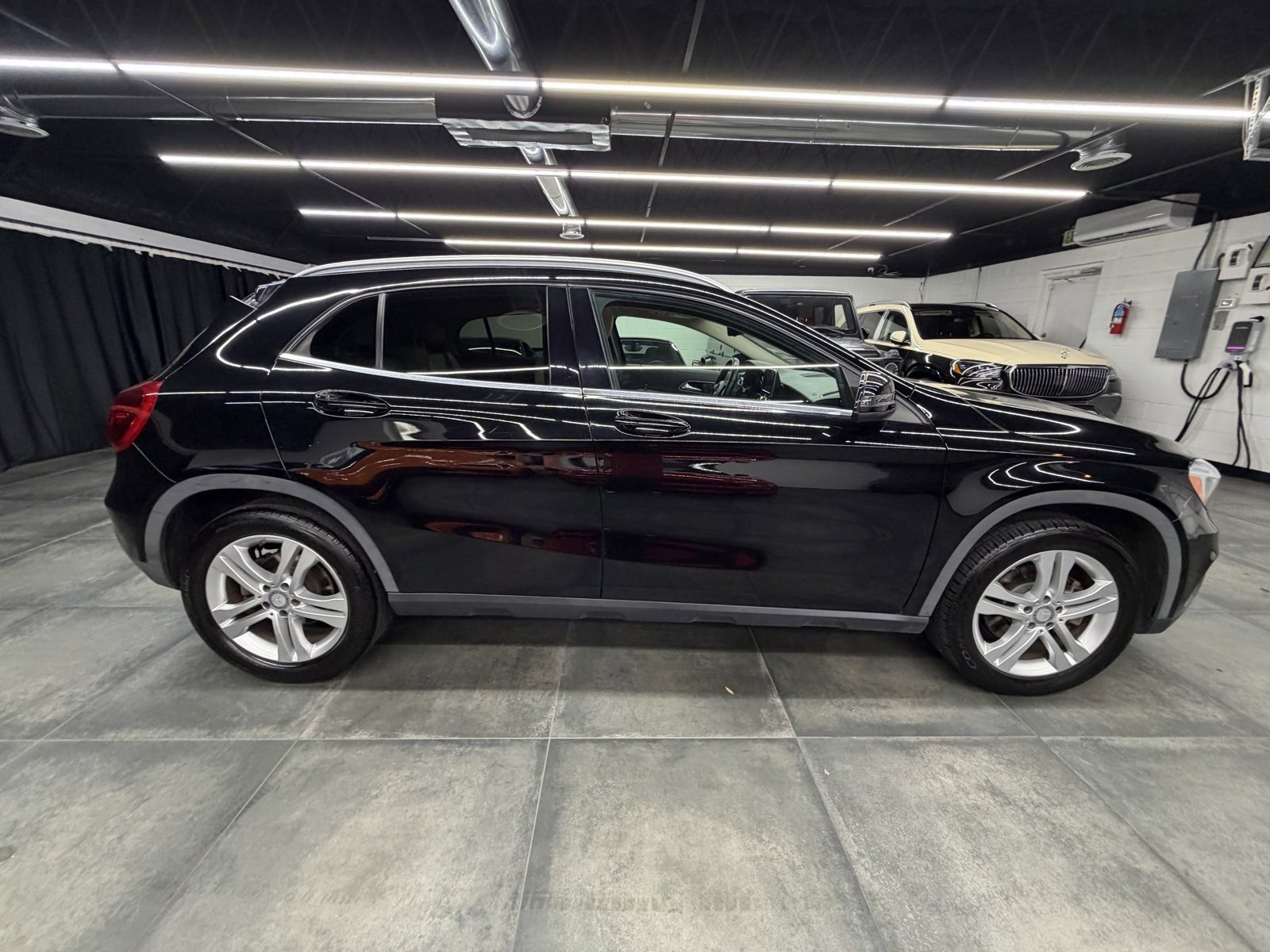 Used 2015 Mercedes-Benz GLA 250 4MATIC image 6