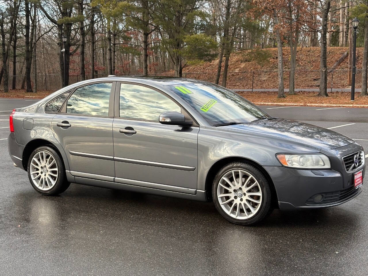 Used 2011 Volvo S40 T5 image 4