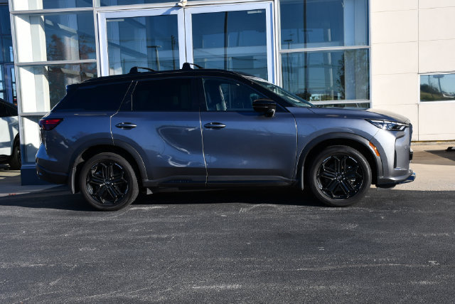 Certified 2026 INFINITI QX60 Sport w/ Dark Cargo Package AWD/4WD image 3